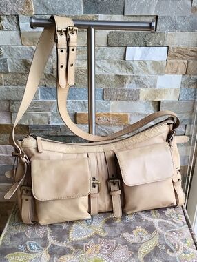 Danier Premium Leather Shoulder Bag